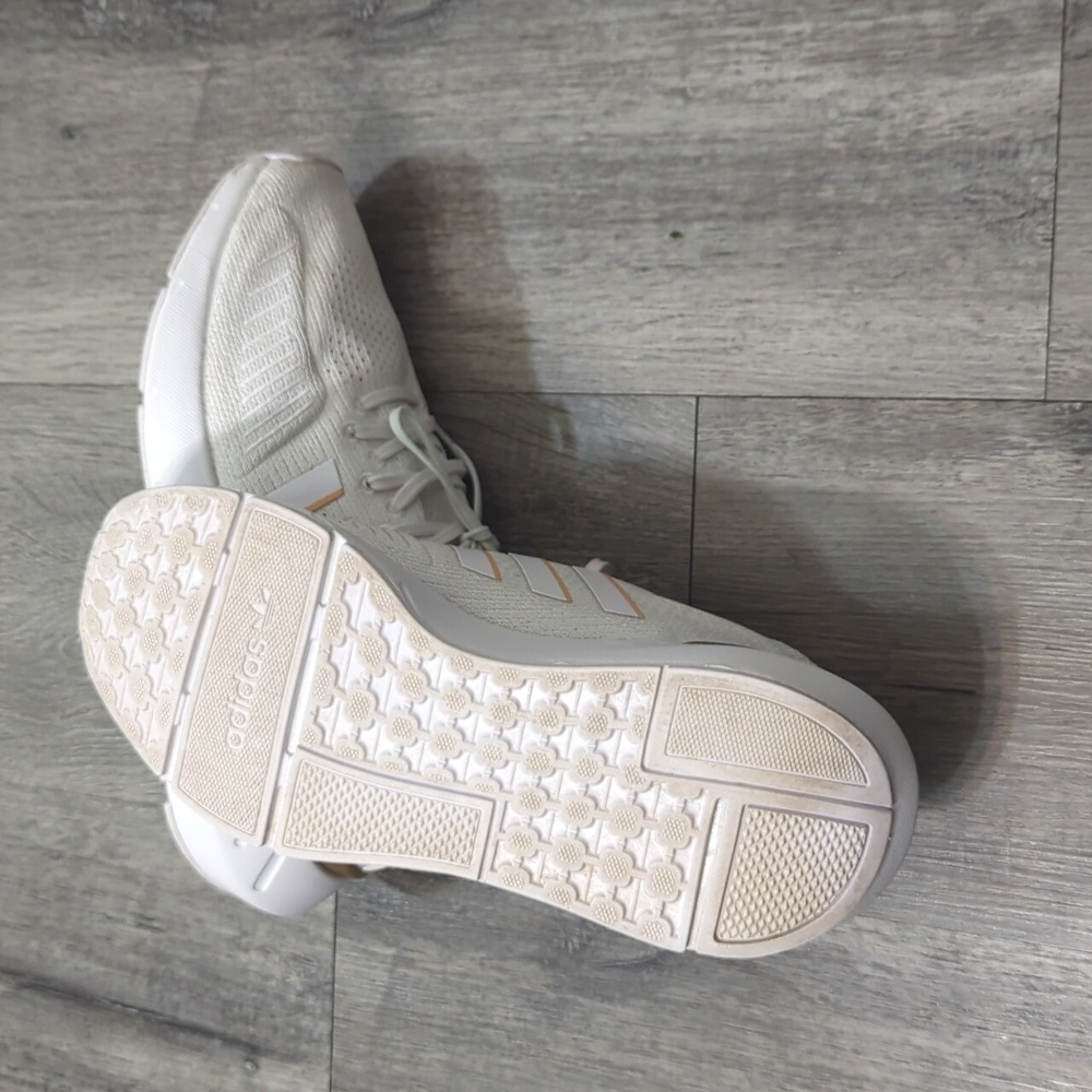 Adidas Swift Run 22 Women’s Size 6.5 - Picture 8 of 8